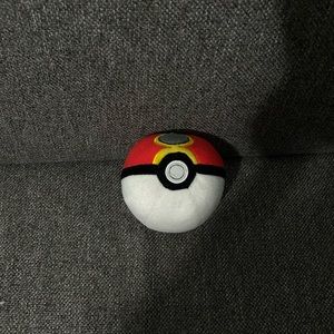 POKEMON BALL PLUSH